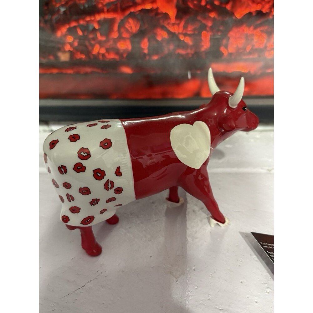 Cow Parade MOOCHO AMOR Figurine #9177 Valentine 2000 Hearts And Lips Vintage - Picture 4 of 7